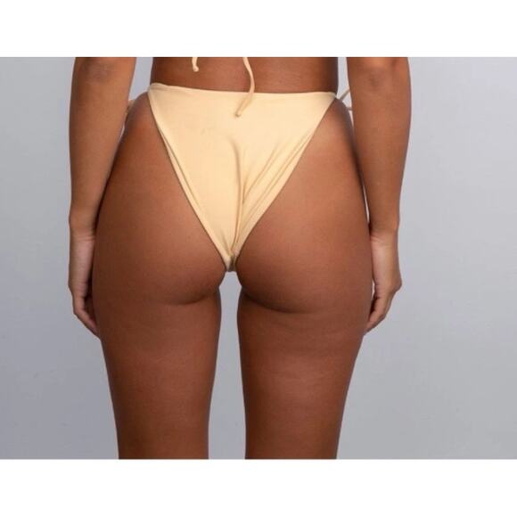 Skatie Swim Bikini Set Kate Top and Vera bottom buttercup XL NWT - Picture 8 of 8